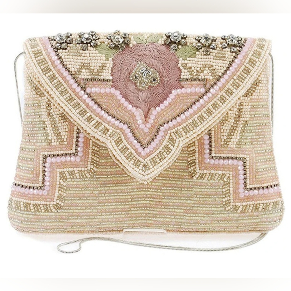 💜💜Mary Frances "Enchantment" crossbody